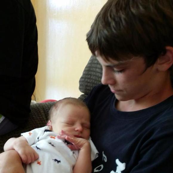 Meet your Posher, Chris - Picture 1 of 1